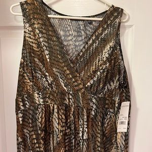 NEW. Long sleeveless summer dress